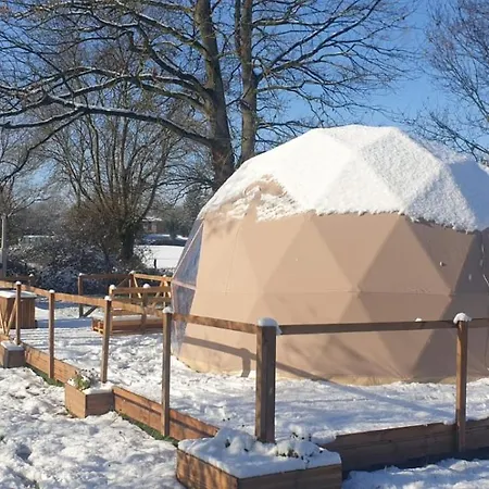 Luxury tent Petit Dome