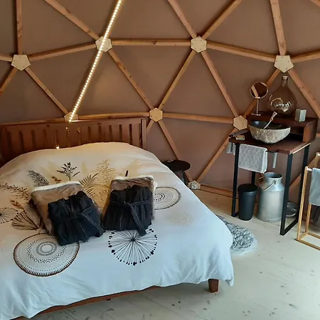 Luxury tent Petit Dome Biziat